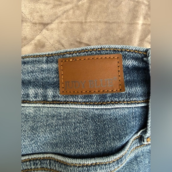 Judy Blue MIDRISE Slim Fit Jeans.  JB82180MD    7/28 - Picture 5 of 5
